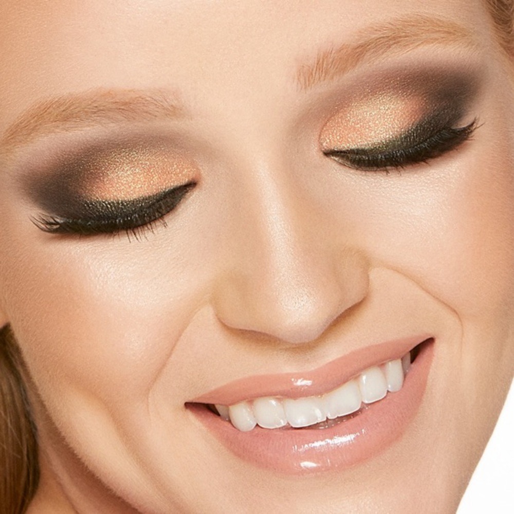 Too Faced Born This Way Sunset Strip Palette - Picture 4 of 12